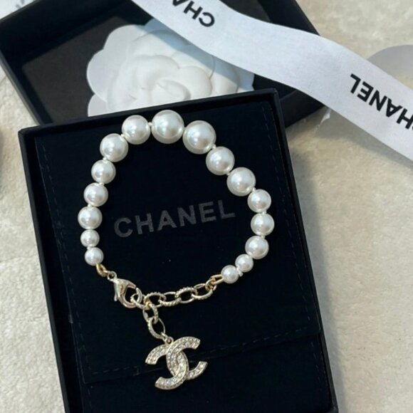 CHANEL Classic Double C Pearl Bracelet - Picture 1 of 5